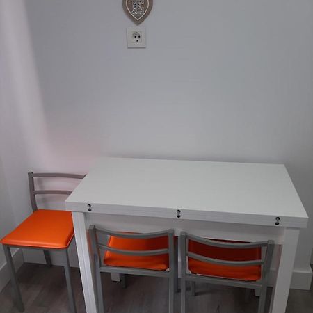 Versalles1 Appartamento Avilés Esterno foto