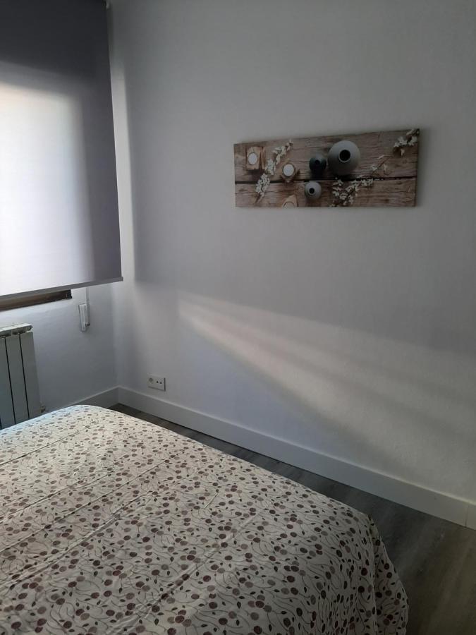 Versalles1 Appartamento Avilés Esterno foto