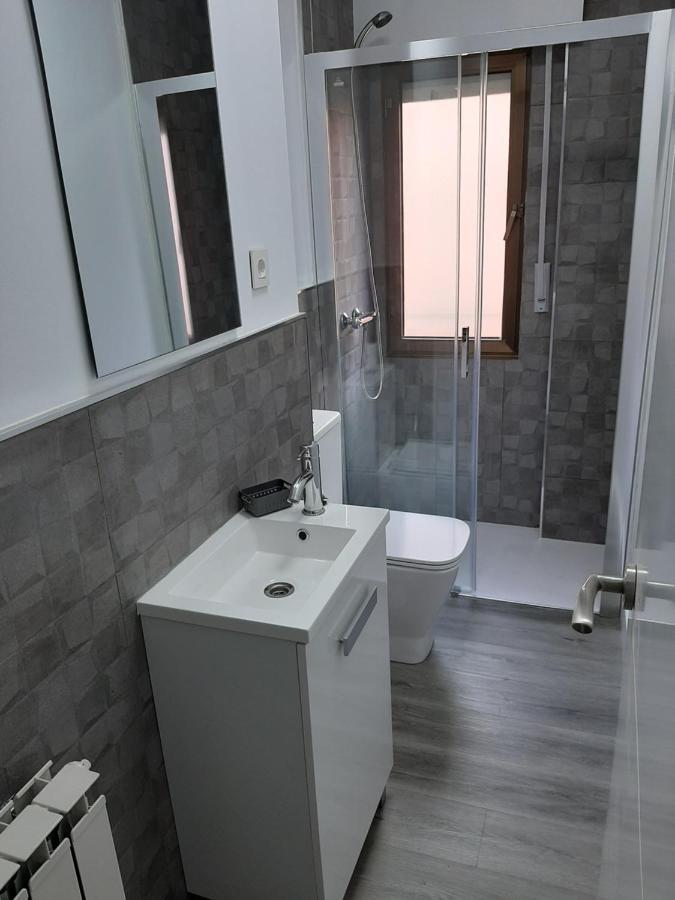 Versalles1 Appartamento Avilés Esterno foto